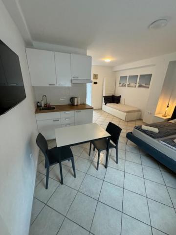 Апартаменты Cozy Flat Near Tivoli Park With Free Parking Любляна Экстерьер фото